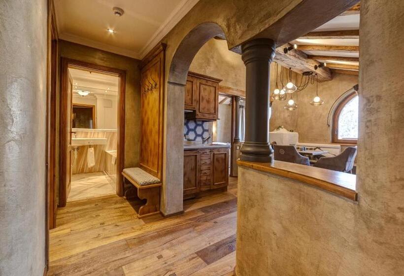 Люкс Сеньор, Belarosa Suiten & Wellness