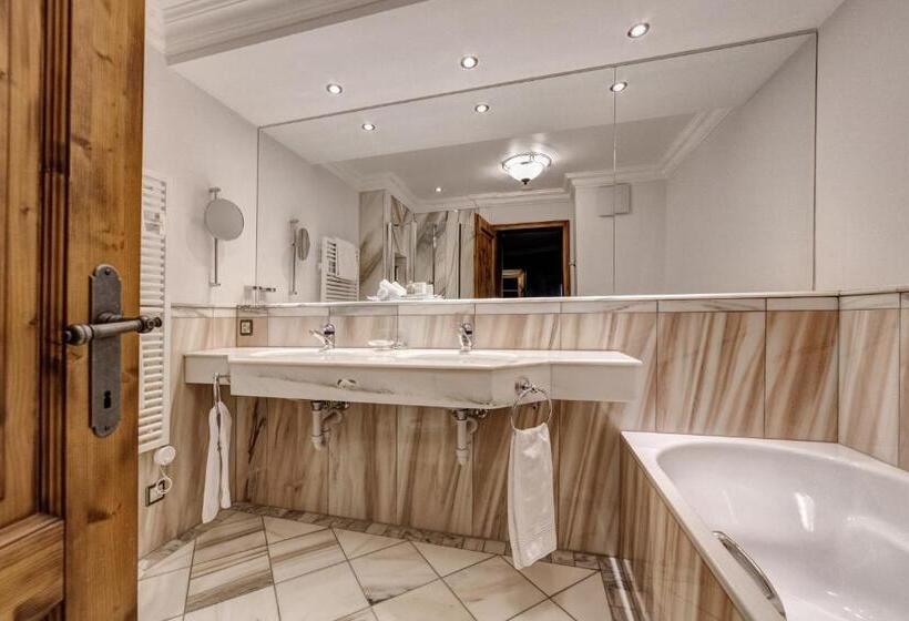 سوئیت سینیور, Belarosa Suiten & Wellness