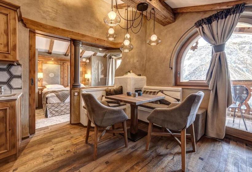 Люкс Сеньор, Belarosa Suiten & Wellness
