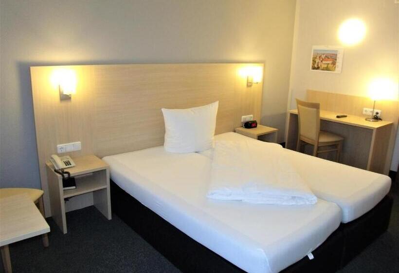 Quarto standard, Brehm