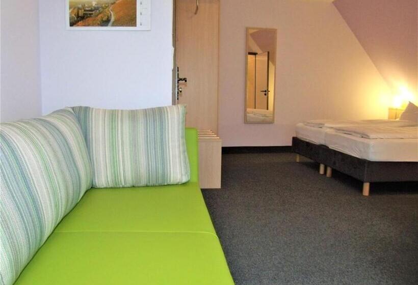 Quarto standard, Brehm