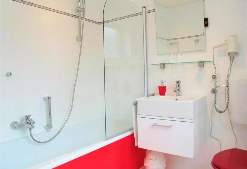 Standard-huone, Brehm