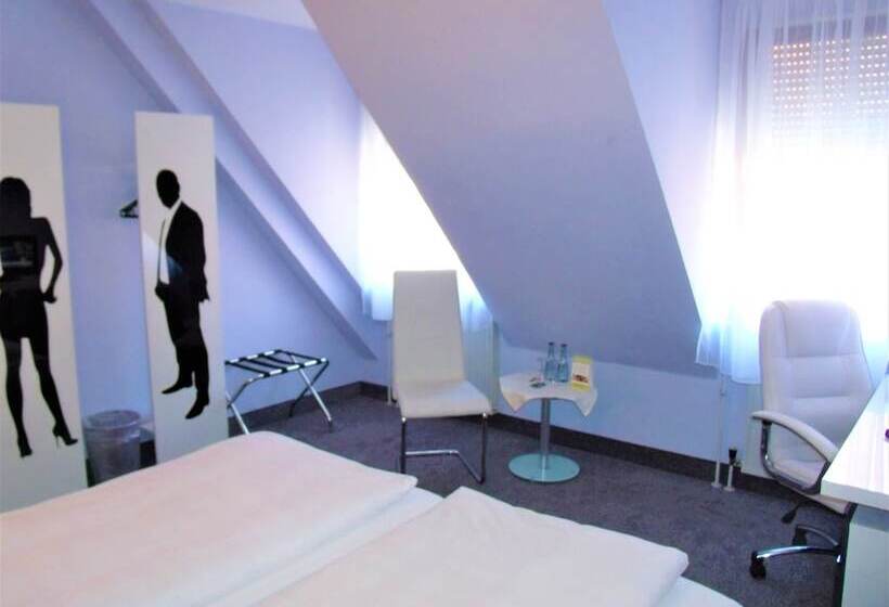 Quarto standard, Brehm