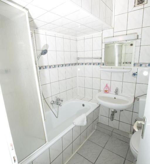 Номер Стандарт Трехместный, City Hotel Wuppertal