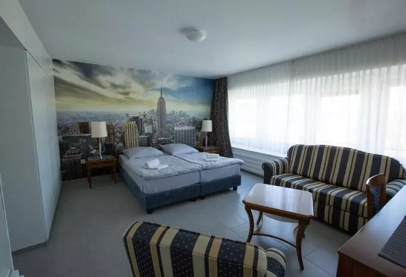 スタンダードトリプルルーム, City Hotel Wuppertal
