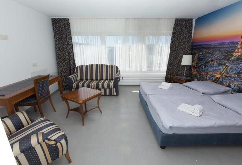 스탠다드 트리플 룸, City Hotel Wuppertal