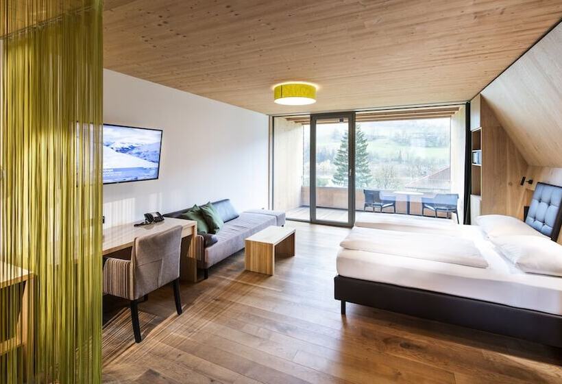 Полулюкс Одноместный с Террасой, Der Reschenhof