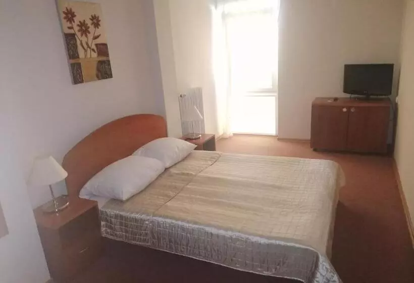 Economy-huoneisto 1 Makuuhuone, Gromada łomża