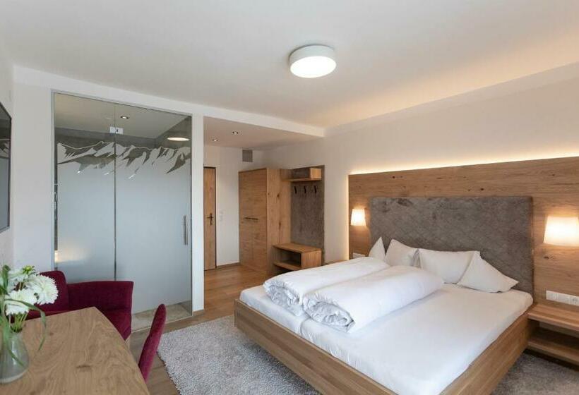 Номер Стандарт, Isserwirt