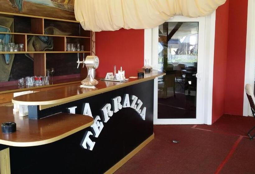 اتاق استاندارد یک نفره, La Terrazza
