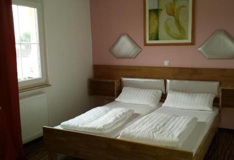 Номер Стандарт Трехместный, La Terrazza