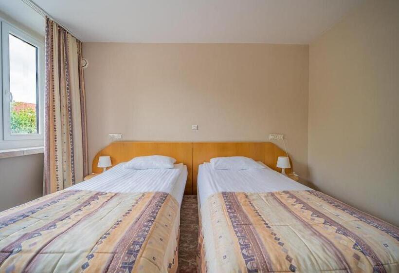 デラックスルーム, Mazowiecki łódź