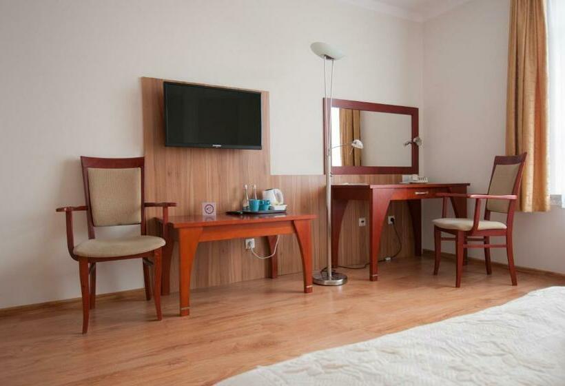 اتاق استاندارد, Nest