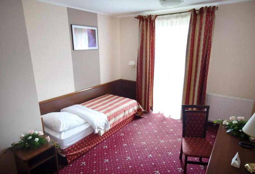 スタンダードシングルルーム, Novum & Spa