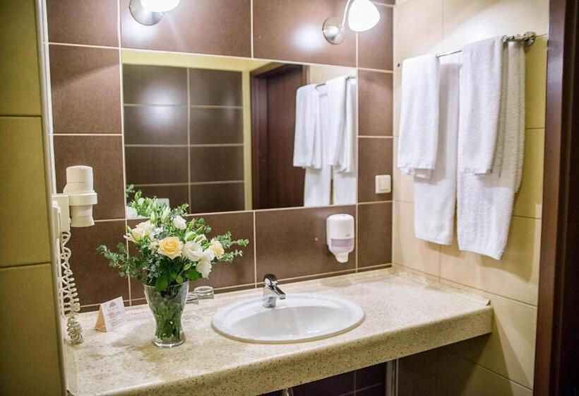 ファミリーステューディオ, Novum & Spa