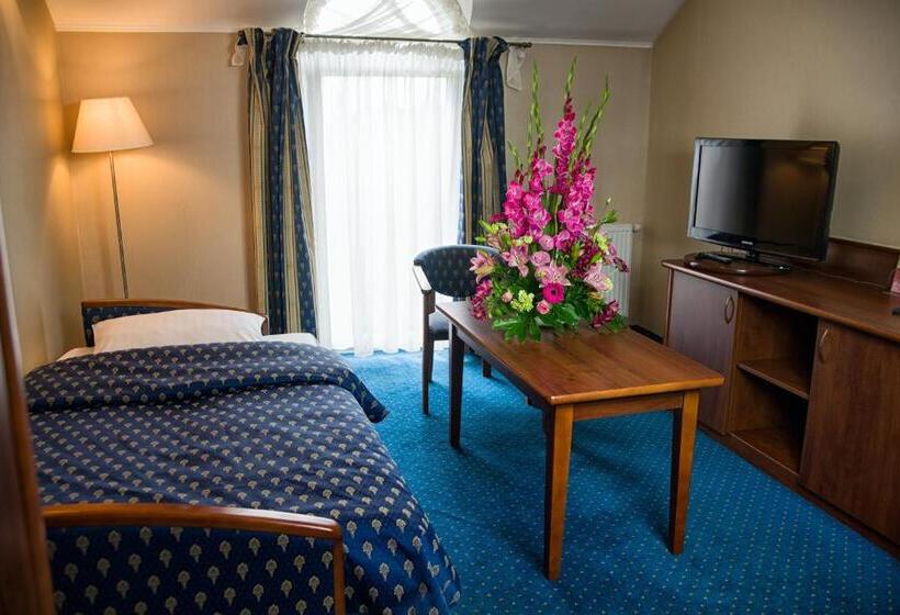 スタンダードスタジオ, Novum & Spa