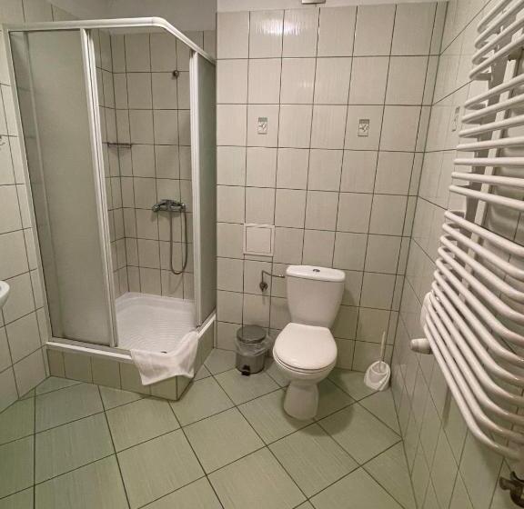 اتاق استاندارد, Omega