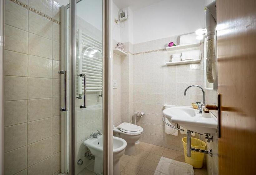 استودیوی استاندارد, Residence Mareblu