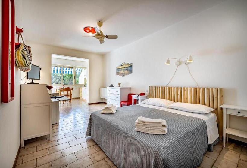 استودیوی استاندارد, Residence Mareblu