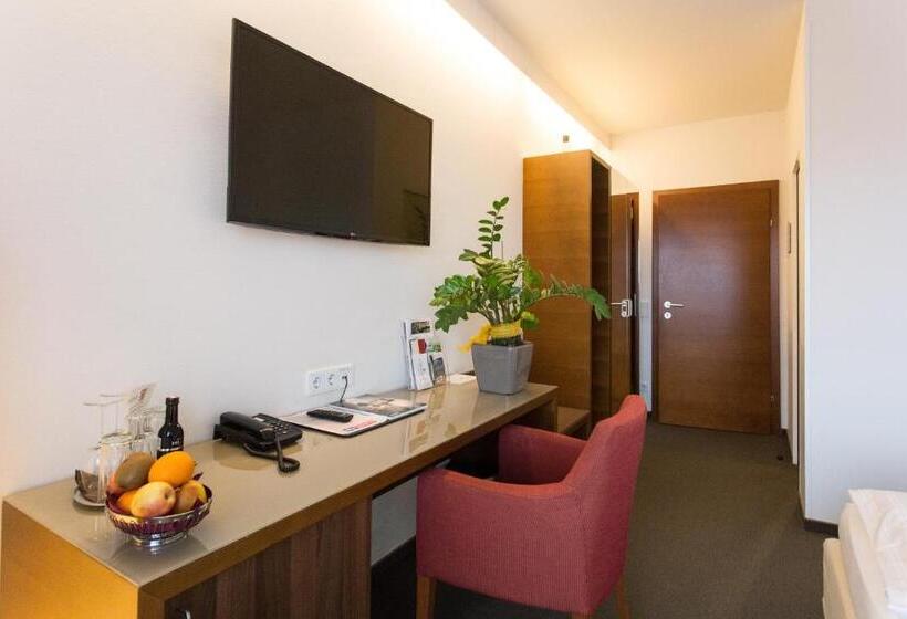 חדר סטנדרט, & Restaurant Christkindlwirt