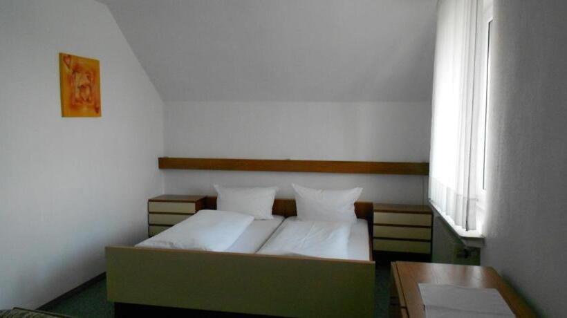 스탠다드 룸, Specht