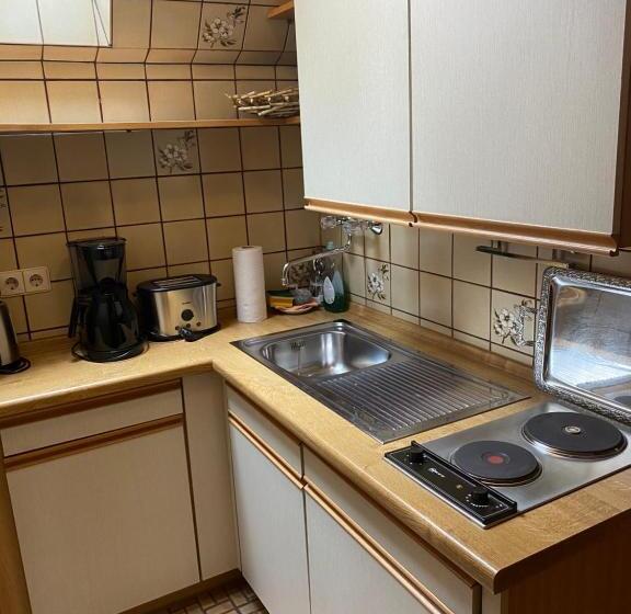 침실 1개 발코니 아파트, Specht