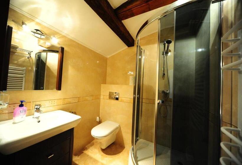 آپارتمان سوپریور 1 خوابه, Spinaker