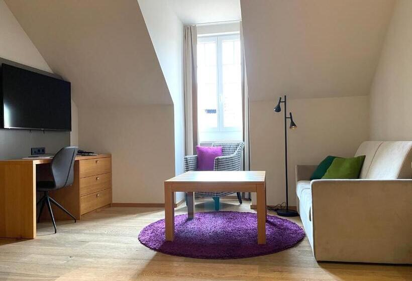 スイート, Stainzerhof