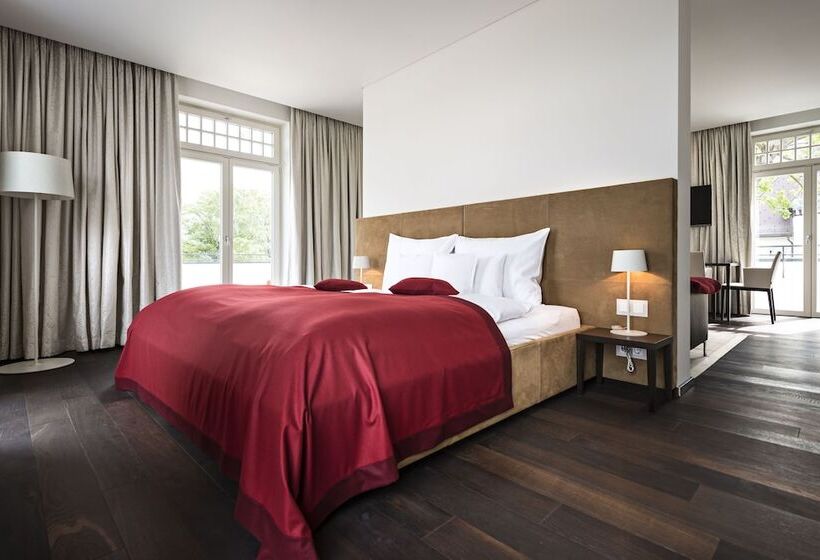 סוויטת סופריור, Steirerschlössl