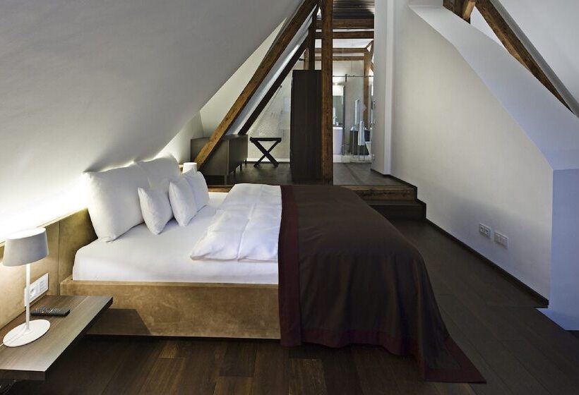 סוויטת סופריור, Steirerschlössl