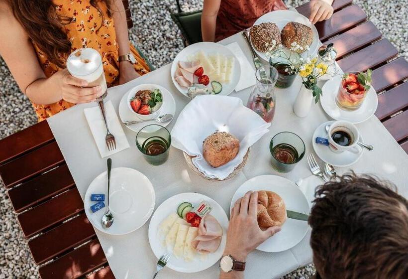 דירת שני חדרים, Vötterl