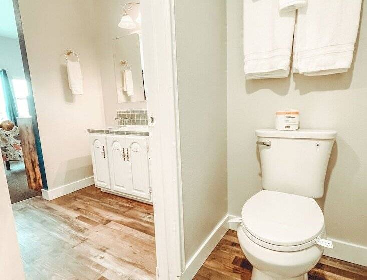 스탠다드 룸, Wharf Master's Inn