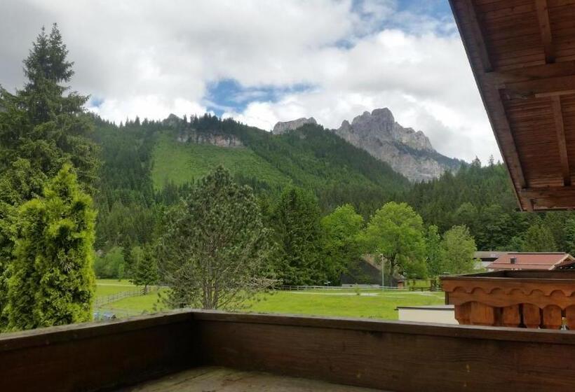 דירת חדר, Landhaus Aggenstein