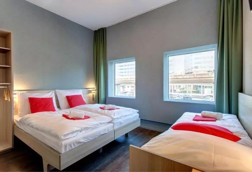 Standard Kolmen Hengen Huone, Meininger Hotel Amsterdam City West