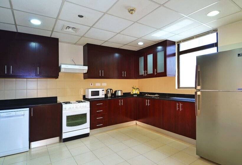 Апартаменты 3 Спальни, Roda Amwaj Suites Jumeirah Beach Residence