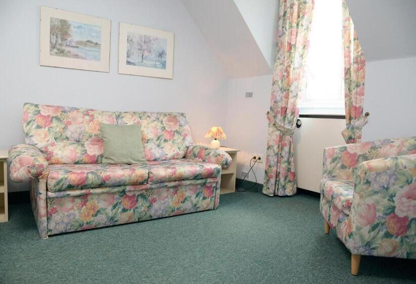 스탠다드 트리플 룸, Till Eulenspiegel   Nichtrauchhotel   Garni