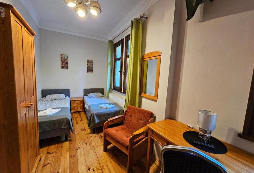 ２ダブルベッドのスタンダードルーム, Villa Alexandra