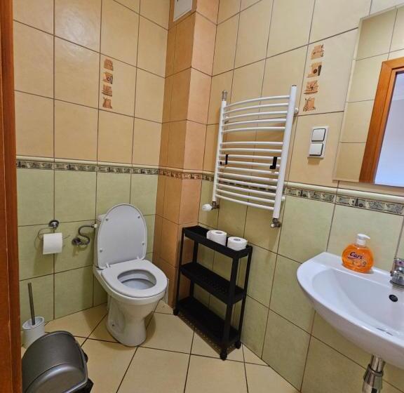 발코니가 있는 4인용 스탠다드 룸, Villa Alexandra