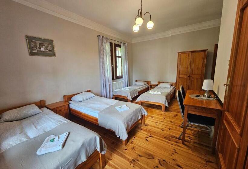 バルコニー付スタンダード４ベッドルーム, Villa Alexandra