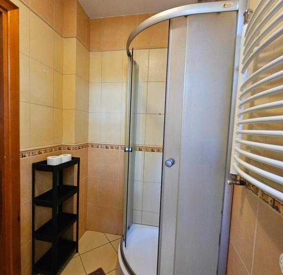 バルコニー付きスタンダードトリプルルーム, Villa Alexandra