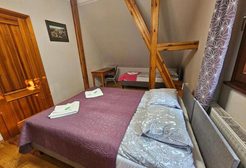 スタンダードトリプルルーム, Villa Alexandra