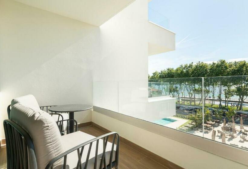 חדר סטנדרט, Attica21 Vigo 4 Superior