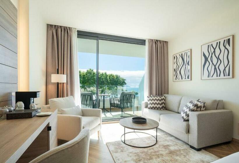 اتاق اساندارد با چشم‌انداز جانبی به دریا, Attica21 Vigo 4 Superior