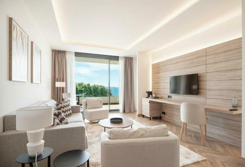 סוויטת דלוקס נוף לים, Attica21 Vigo 4 Superior