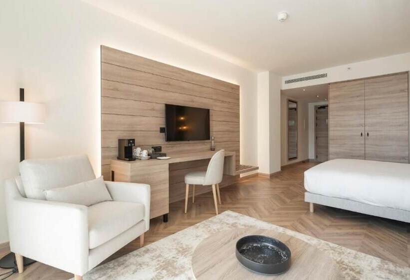 חדר סטנדרט, Attica21 Vigo 4 Superior