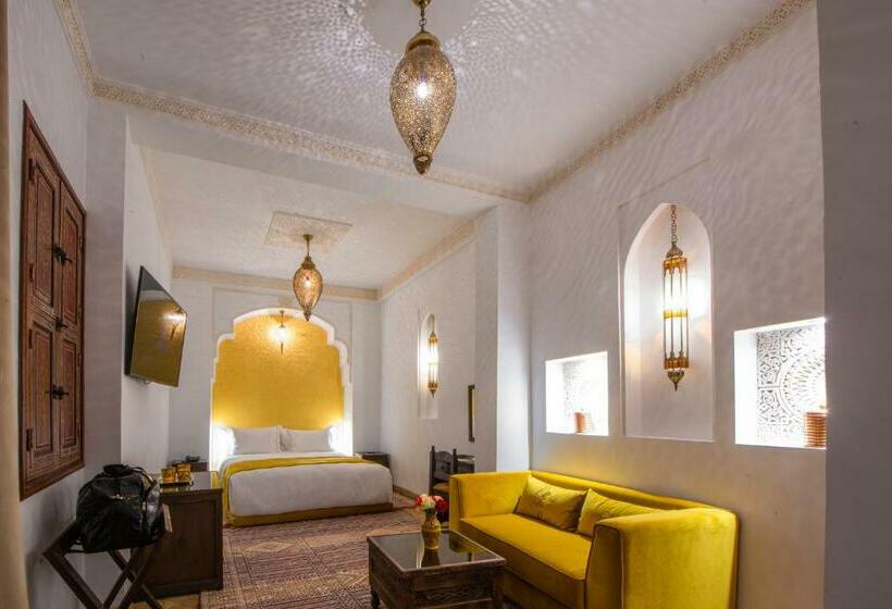 Junior Suite Adapted for people with reduced mobility, Riad La Clé D Or & Spa
