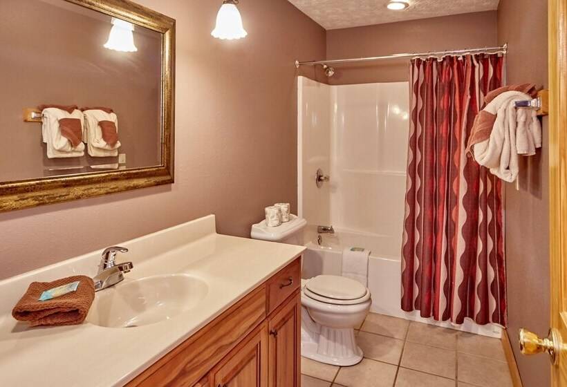 Дом 1 Спальня, A Grand View Lodge #540