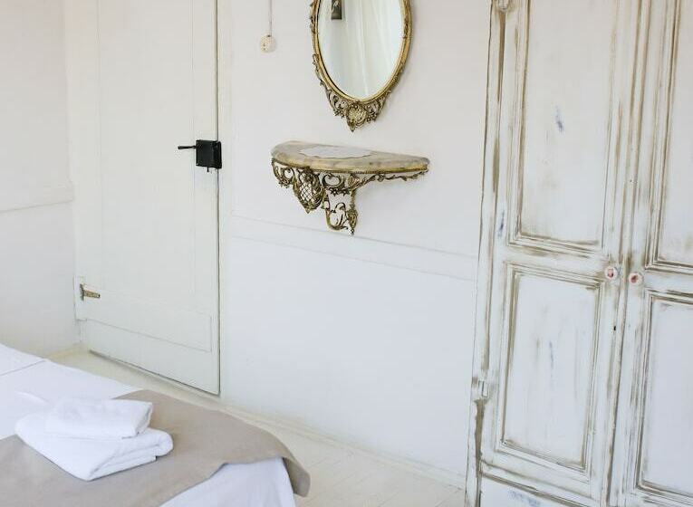 スタンダードルーム, Efnan Butik