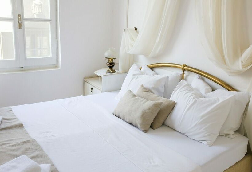 Quarto Estandar, Efnan Butik