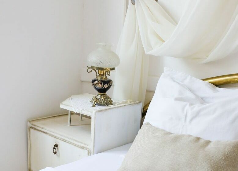 スタンダードルーム, Efnan Butik